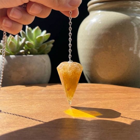 Pendulo Estandar de Cuarzo Ferruginoso